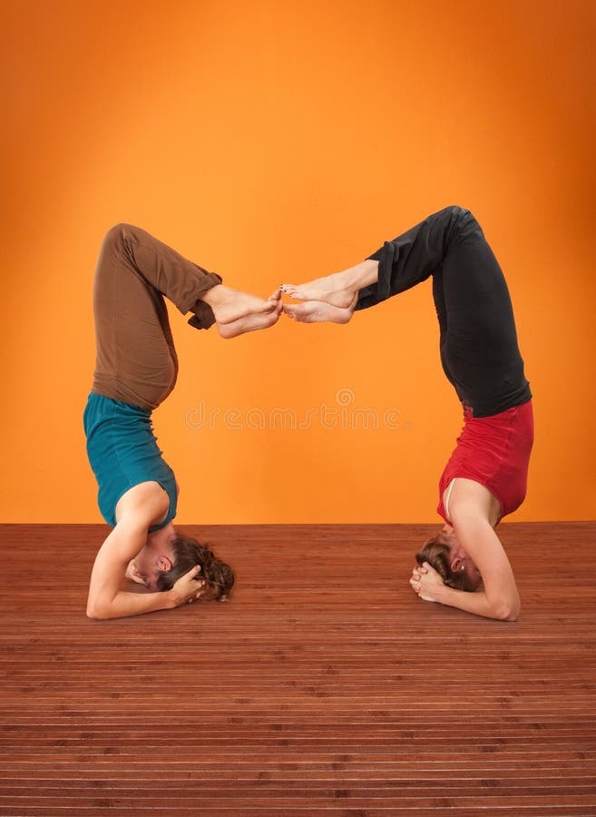 54 Partner Yoga Poses for Kids and Teens, duo yoga poses - mclean.com.br