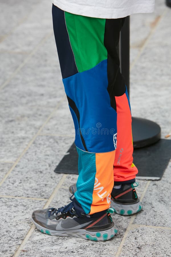 Grijze nikes new arrivals