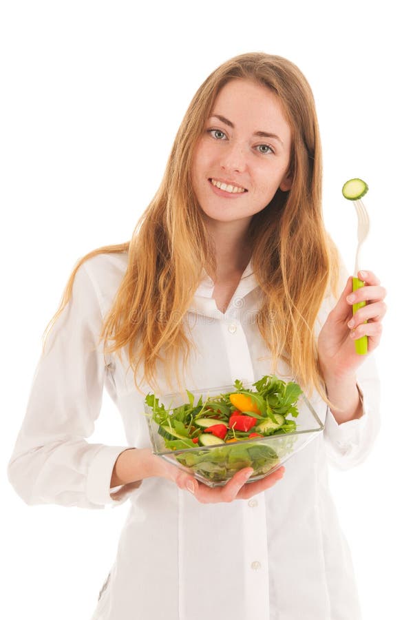 Vrouw met verse salade voor dieet stock foto Vrouw met verse salade voor dieet stock foto