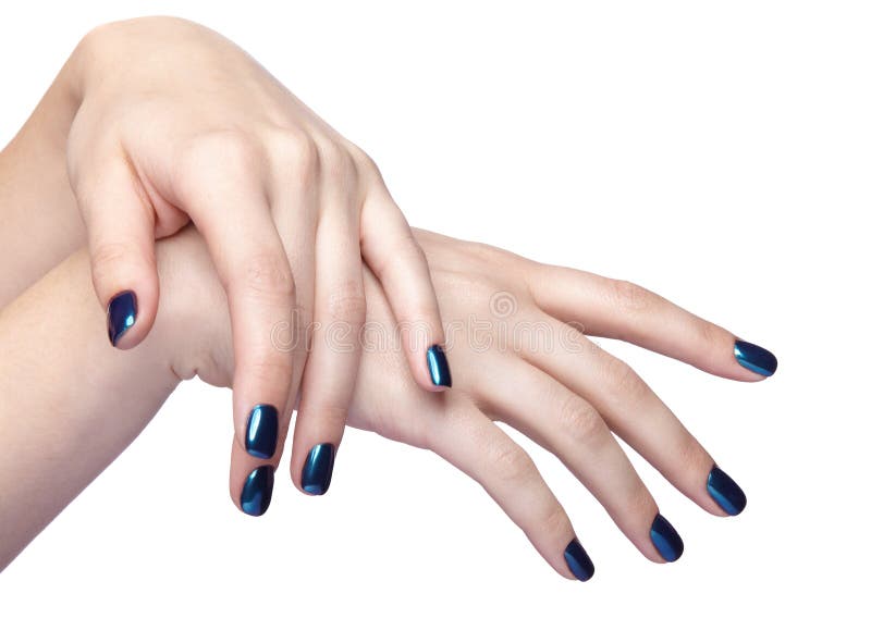 Vrouwelijke handen met blauwe glanzende spijkersmanicure royalty-vrije stock foto's Vrouwelijke handen met blauwe glanzende spijkersmanicure royalty-vrije stock foto's