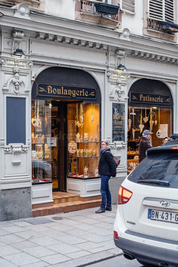 Vrouweningang van Boulangerie-Patisserie royalty-vrije stock afbeeldingen Vrouweningang van Boulangerie-Patisserie royalty-vrije stock afbeeldingen