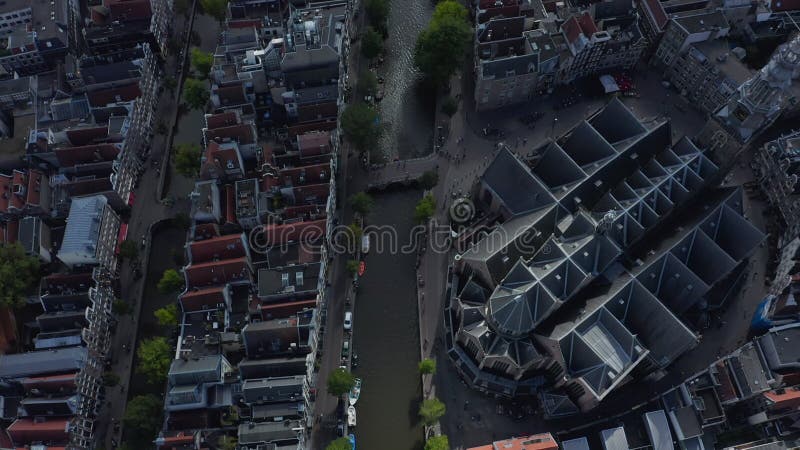 Vue aérienne d'oiseaux de canal du drone aérien du trafic des navires banque de vidéos