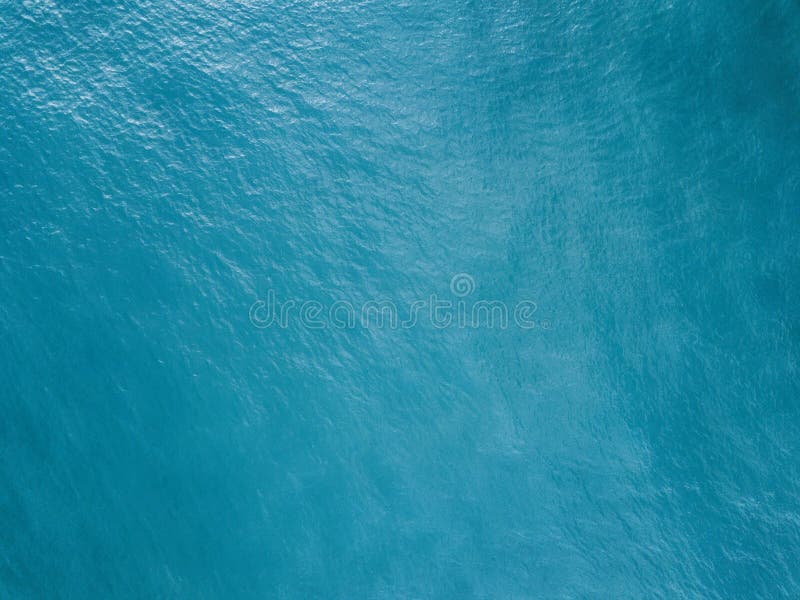 Vue aérienne de la surface d'océan image stock