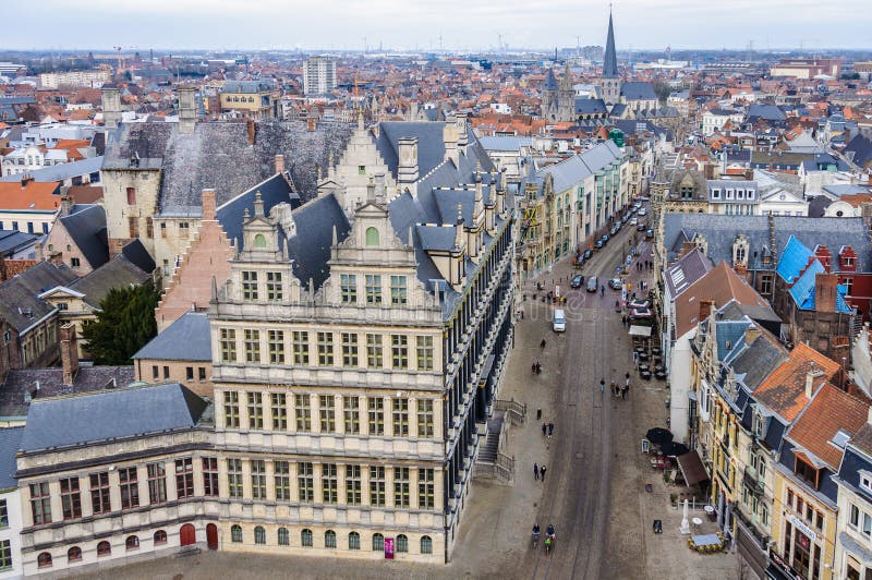 Vue aérienne de la vieille ville à Gand, Belgique photographie stock Vue aérienne de la vieille ville à Gand, Belgique photographie stock