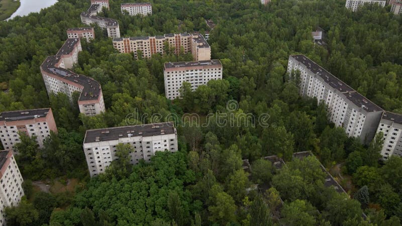 Vue aérienne de la zone d'exclusion de tchernobyl ukraine zone de haute radioactivité clips vidéos