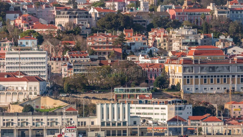 Vue aérienne de lisbonne avec musée national d'art antique près de belpoint avec restaurant timelapse. portugal