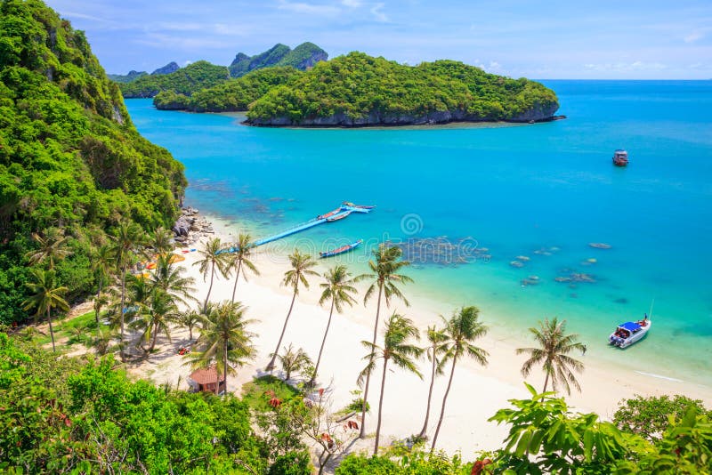 Vue aérienne de parc marin national d'Angthong, KOH Samui, Thail photos libres de droits Vue aérienne de parc marin national d'Angthong, KOH Samui, Thail photos libres de droits
