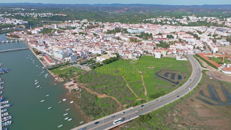 Vue aérienne de Tavira en Algarve du Portugal banque de vidéos