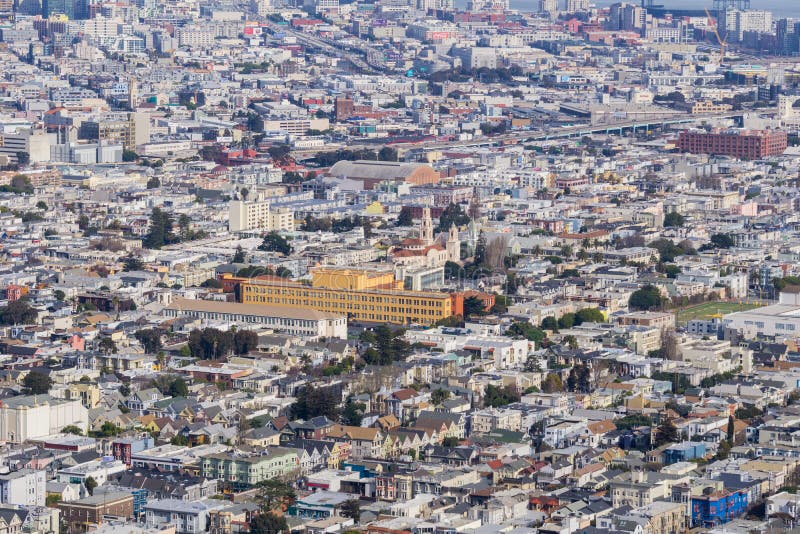 Vue aérienne des régions en masse peuplées de San Francisco, la Californie images stock