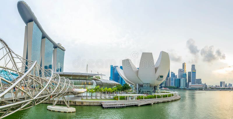 Singapour, Singapour - 21 juillet 2017 : Vue chez Marina Bay à Singapour au cours de la nuit