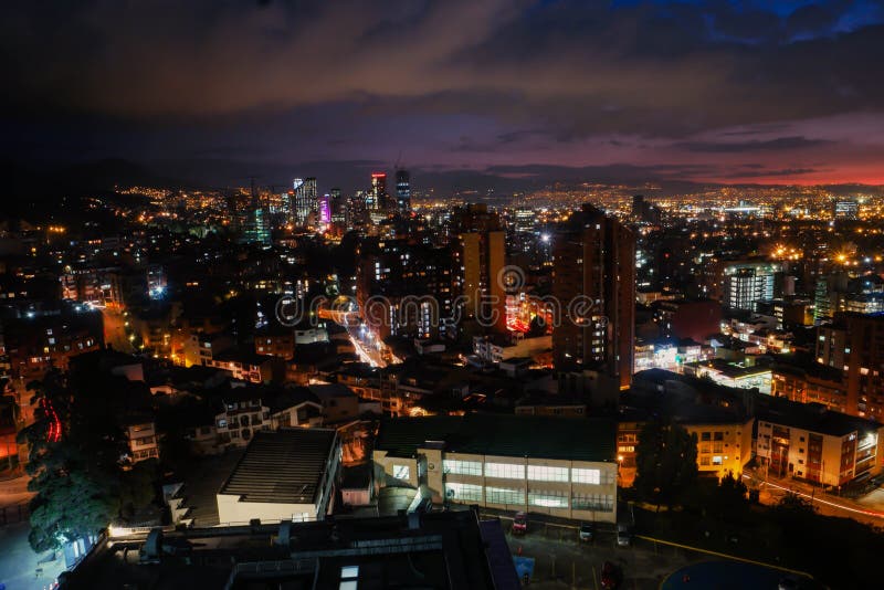Vue d'horizon de coucher du soleil de ¡ de BogotÃ, Colombie image libre de droits Vue d'horizon de coucher du soleil de ¡ de BogotÃ, Colombie image libre de droits