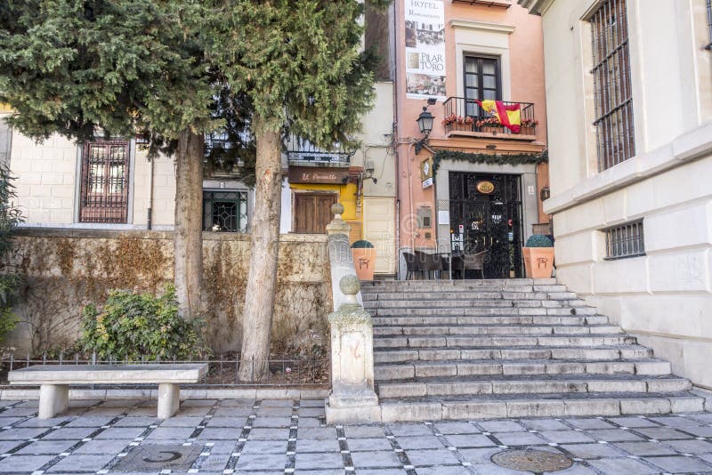 Vue de rue, place centrale historique, plaza Santa Ana Grenade, S images stock Vue de rue, place centrale historique, plaza Santa Ana Grenade, S images stock