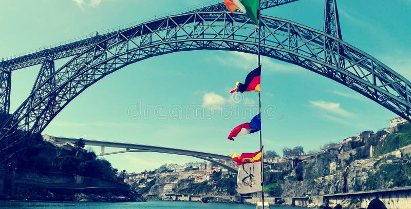 Vue et paysage du pont de Porto photographie stock Vue et paysage du pont de Porto photographie stock