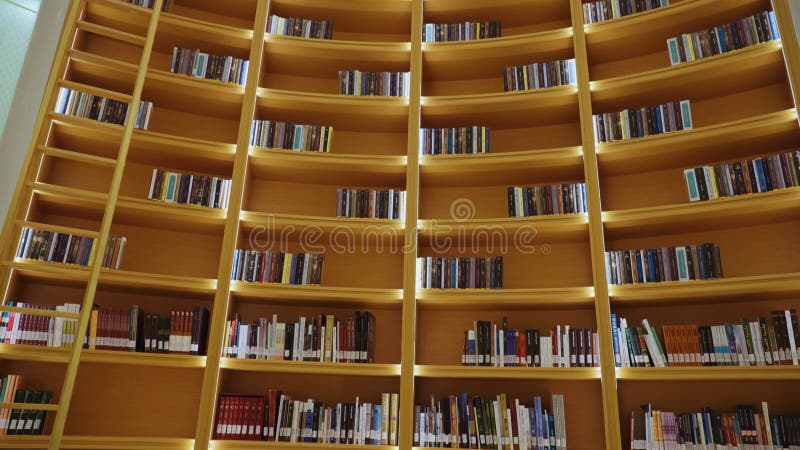 Vue intérieure de la bibliothèque dans Qasr Al Watan Palais présidentiel Abu Dhabi UAE banque de vidéos