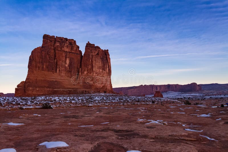 Vue magnifique de ` le ` d'organe pendant l'hiver en parc national de voûtes dans Moab, Utah photo stock Vue magnifique de ` le ` d'organe pendant l'hiver en parc national de voûtes dans Moab, Utah photo stock