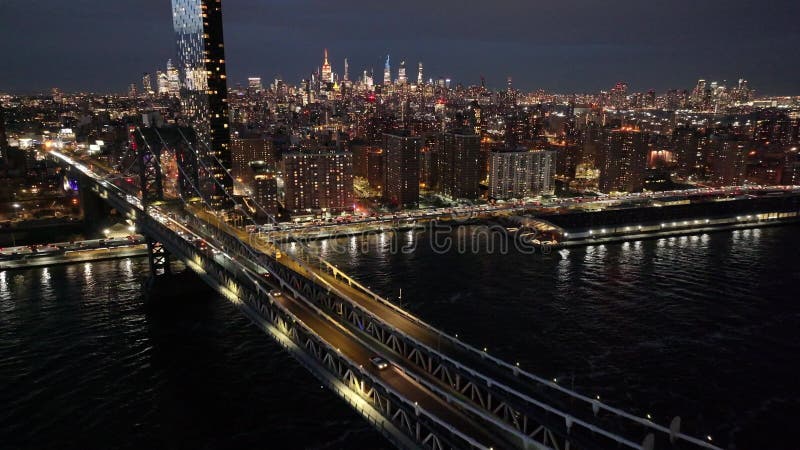 Vue nocturne du pont de Manhattan à Brooklyn à New York États-Unis. banque de vidéos