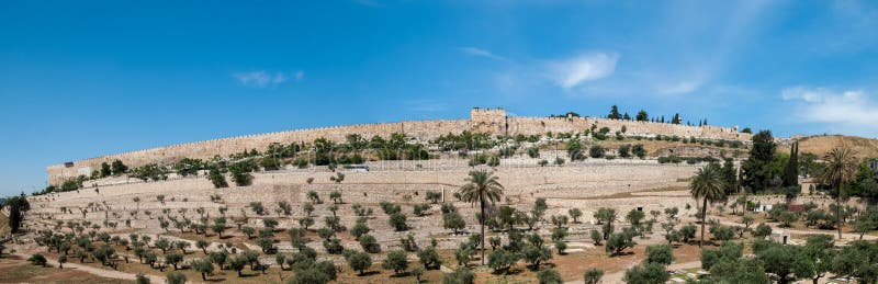 Vue panoramique des murs de Jérusalem photo stock Vue panoramique des murs de Jérusalem photo stock