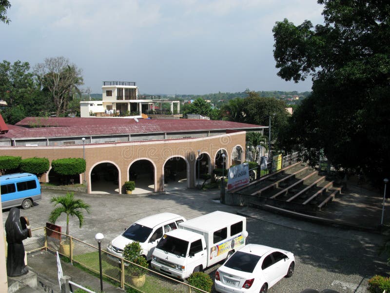 Vue scénique du tombeau national de la pitié divine dans Marilao, Bulacan photos libres de droits Vue scénique du tombeau national de la pitié divine dans Marilao, Bulacan photos libres de droits