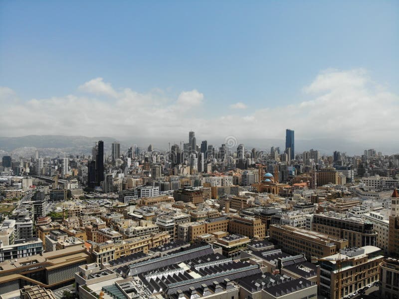 Vue stup?fiante d'en haut Créé par DJI Mavic Horizon de Beyrouth La capitale du Liban ? l'est milieu images stock Vue stup?fiante d'en haut Créé par DJI Mavic Horizon de Beyrouth La capitale du Liban ? l'est milieu images stock