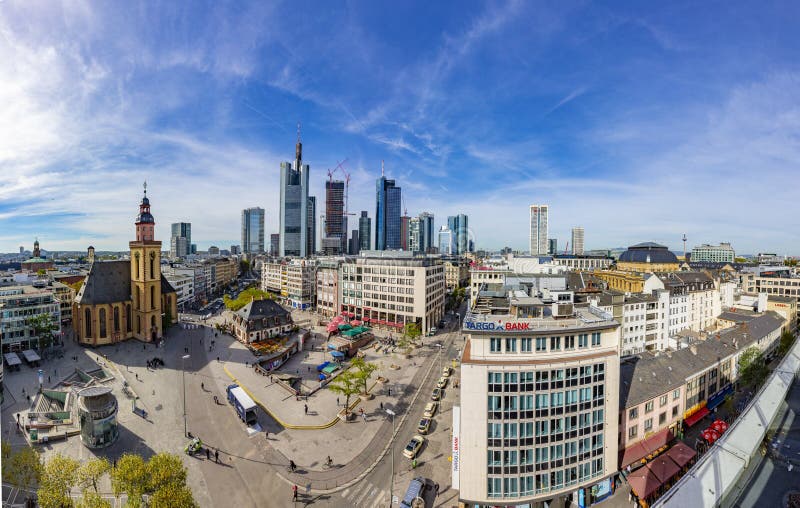 Vue Sur Le Gratte ciel Du Centre ville  De Francfort  Sous 