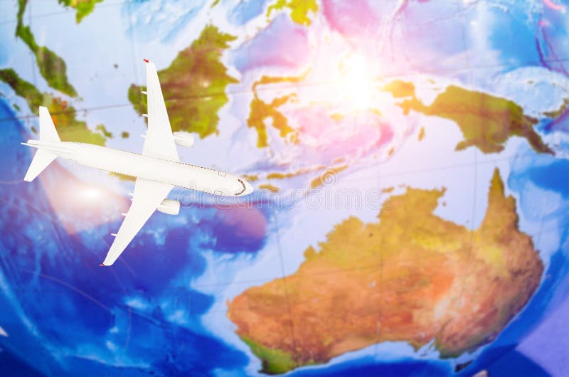 Vuelo a la imagen simbólica de Australia del viaje por el mapa plano stock de ilustración Vuelo a la imagen simbólica de Australia del viaje por el mapa plano stock de ilustración