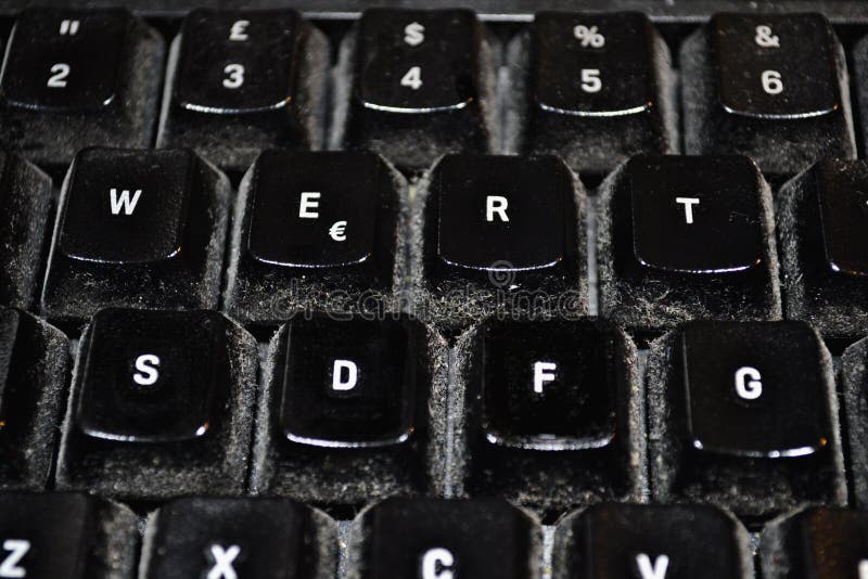 A very dirty and dusty keyboard. A very dirty and dusty keyboard.