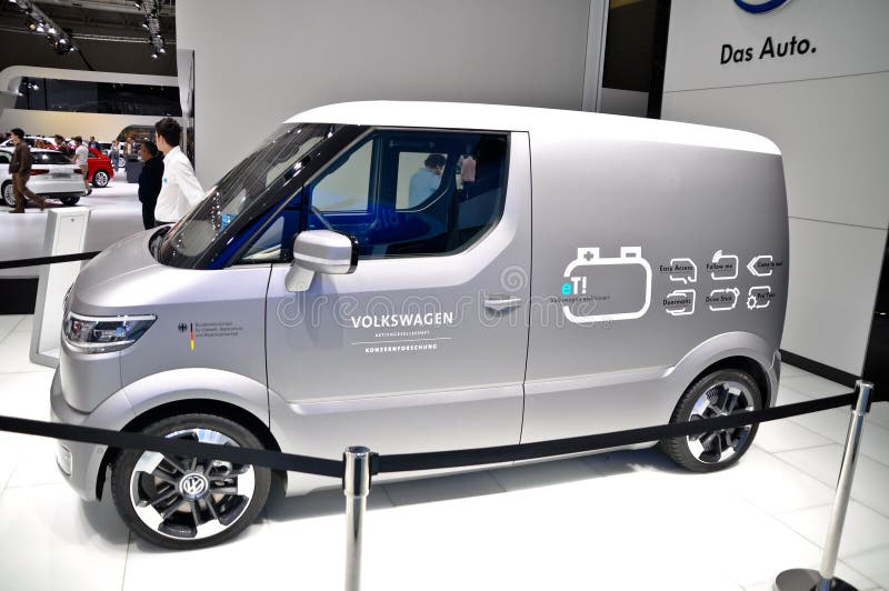 VW de Volkswagen et ! transporteur électrique images stock VW de Volkswagen et ! transporteur électrique images stock