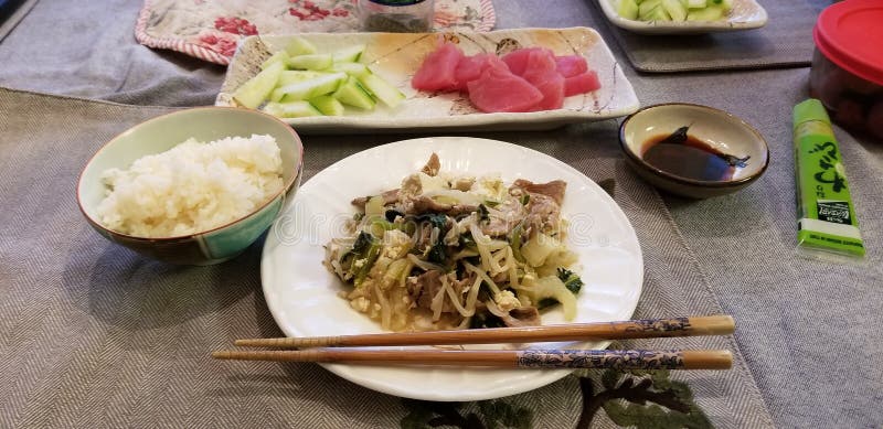 Vários alimentos japoneses imagens de stock Vários alimentos japoneses imagens de stock
