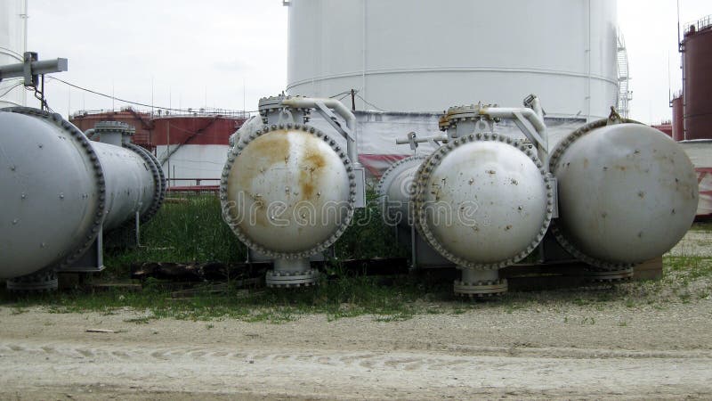 Värmeexchangers på oljeraffinaderiet. Chemical fabriksolja Utrustning för primär olje- förädling