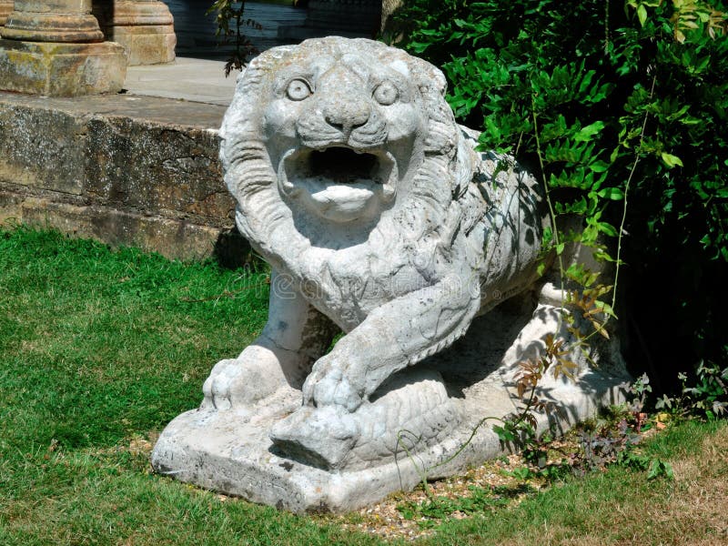 Våldsamma Lion Statue arkivbilder Våldsamma Lion Statue arkivbilder