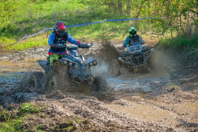 W pierwszej fazie bieżnych serii RZR obóz 2018 zdjęcia royalty free W pierwszej fazie bieżnych serii RZR obóz 2018 zdjęcia royalty free