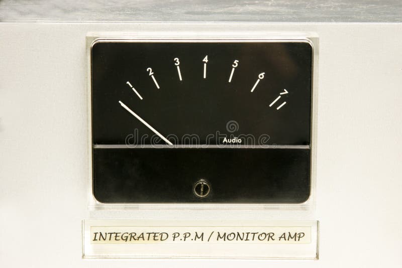 Waagerecht ausgerichtetes Audiomeßinstrument lizenzfreies stockfoto Waagerecht ausgerichtetes Audiomeßinstrument lizenzfreies stockfoto