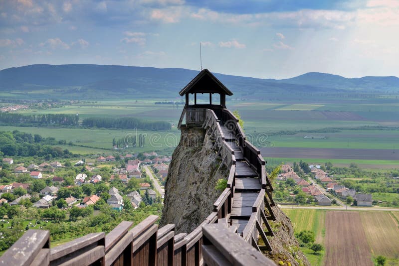Download Wachturm An Boldogko-Schloss In Ungarn Stockbild - Bild von land, veranschaulichung: 106804525