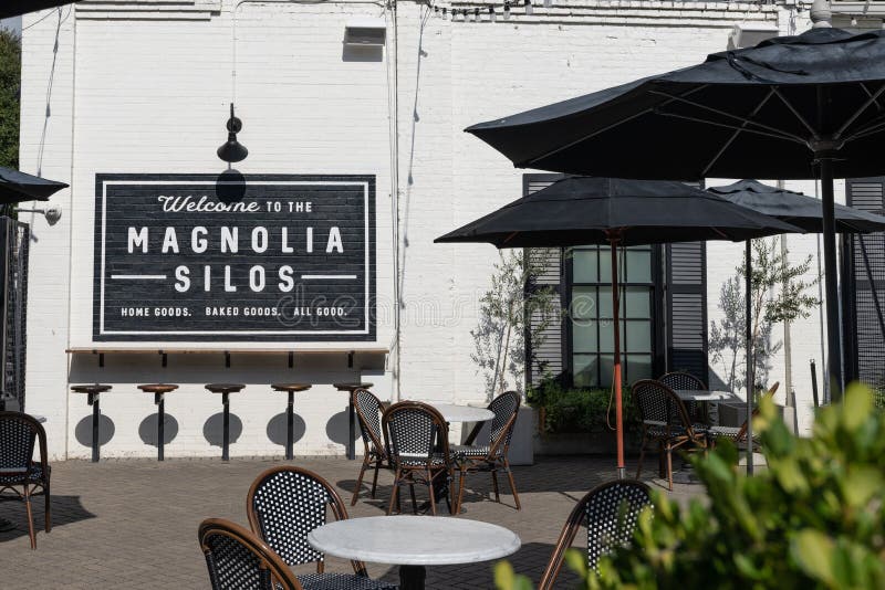 `Welcome to the Magnolia Silos` sign