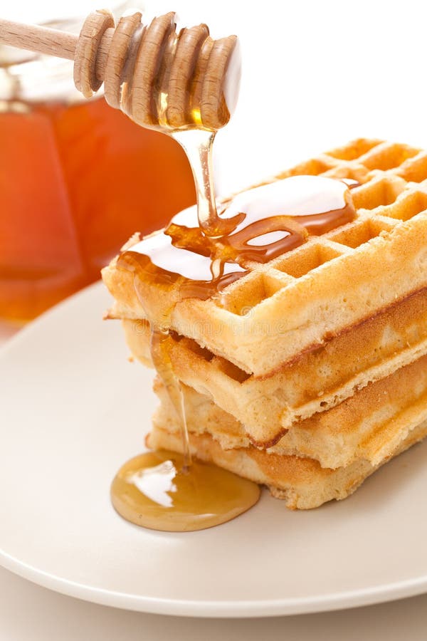 Waffle com mel com creme foto de stock. Imagem de delicioso 185878016