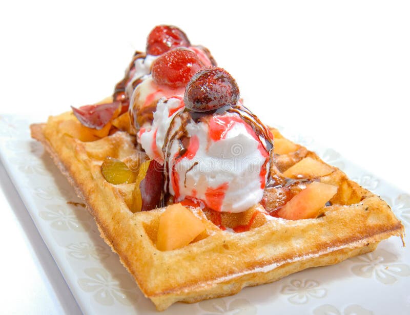 Waffle with vanilla ice cream