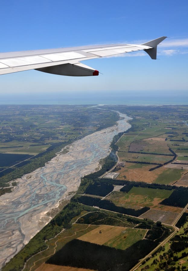 Waimakariri Fluss-Antenne, Neuseeland lizenzfreies stockfoto Waimakariri Fluss-Antenne, Neuseeland lizenzfreies stockfoto
