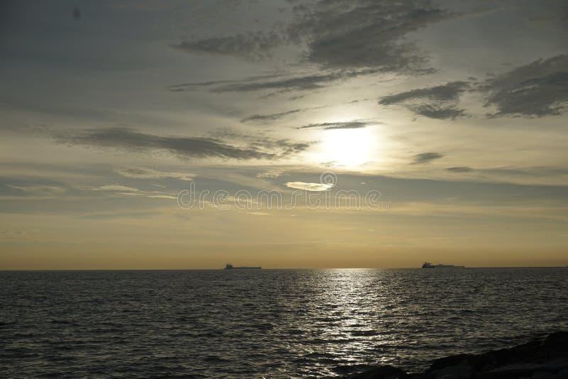 Cloud And Sun At The Time Waiting For Sunset Stock Photo - Image of