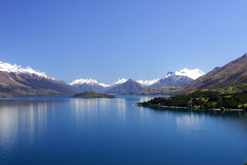 Picture was taken by lake Wakatipu, New Zealand, in Nov 2007,. Picture was taken by lake Wakatipu, New Zealand, in Nov 2007,