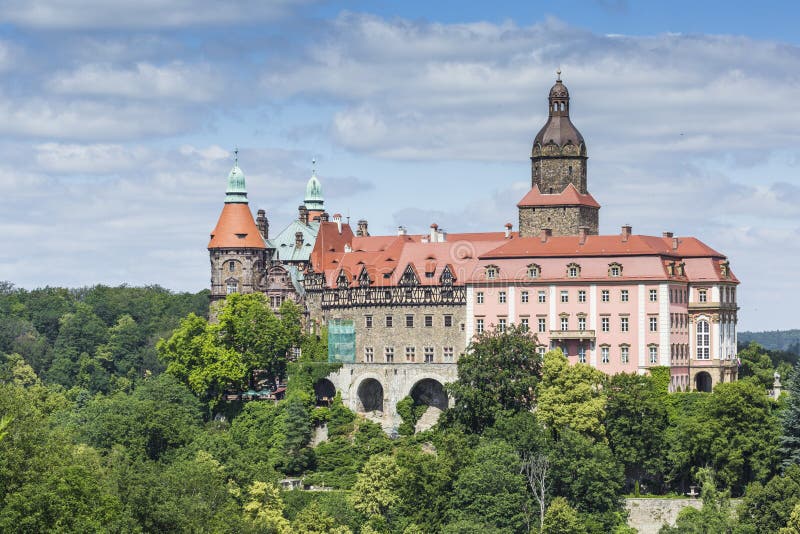 WALBRZYCH, POLEN - JULI 07, 2016: Kasteel Ksiaz in Walbrzych, binnen royalty-vrije stock foto WALBRZYCH, POLEN - JULI 07, 2016: Kasteel Ksiaz in Walbrzych, binnen royalty-vrije stock foto