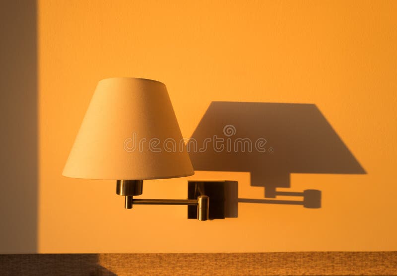 Wall lamp
