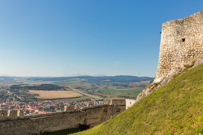 Hradby Spišského hradu na Slovensku.