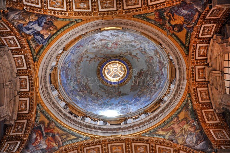 Wandgemälde, Mosaik und Malereien auf der Decke des St Peter b lizenzfreie stockfotos Wandgemälde, Mosaik und Malereien auf der Decke des St Peter b lizenzfreie stockfotos