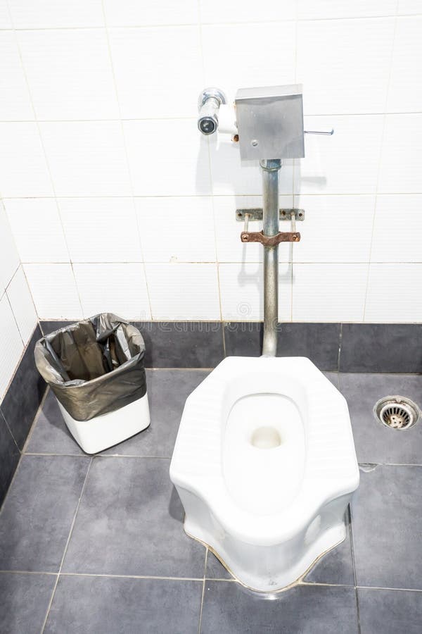 An Thais Toilet Stock Photo Im