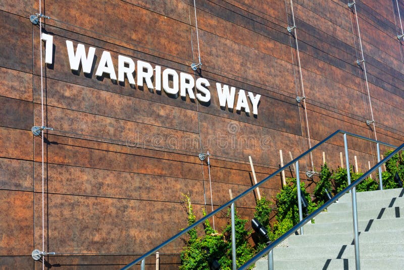 1 Warriors Way Street sign on the Chase Center arena wewnątrz i na zewnątrz stadionu obrazy stock 1 Warriors Way Street sign on the Chase Center arena wewnątrz i na zewnątrz stadionu obrazy stock
