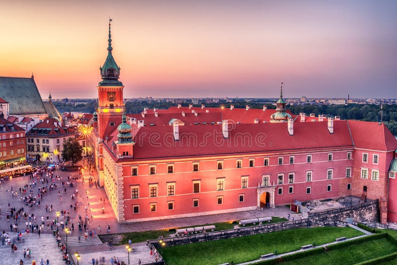 Warsaw, Poland: Castle Square and the Royal Castle, Zamek Krolewski w Warszawie