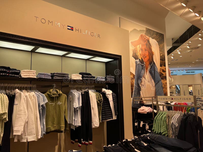 Tommy Hilfiger, Malad - Unisex Wear - Infiniti Mall - Shopping