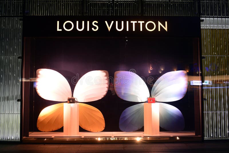 Louis Vuitton store. editorial stock photo. Image of business - 103274993