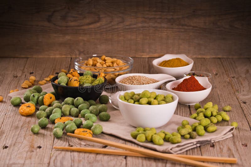 Wasabi Ha Ricoperto Le Arachidi Fotografia Stock Immagine di fagiolo