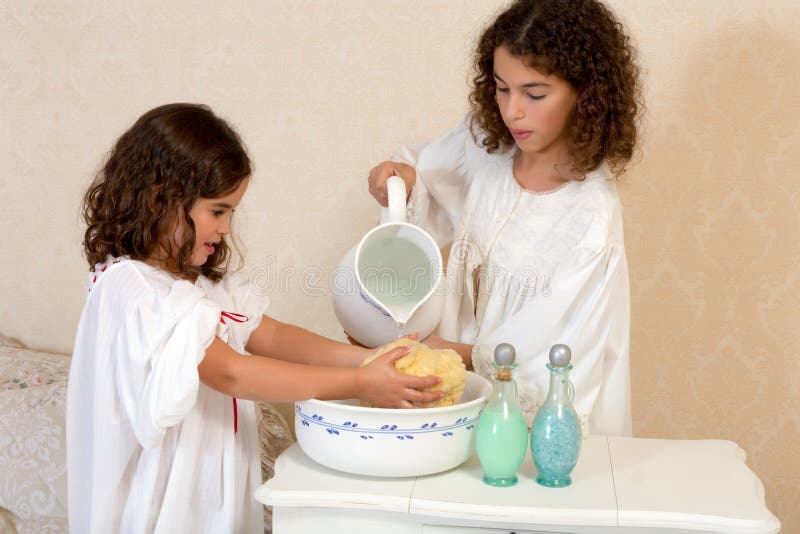 Weinlesewaschmaschine Lokalisiert Stockbild - Bild von weinlese